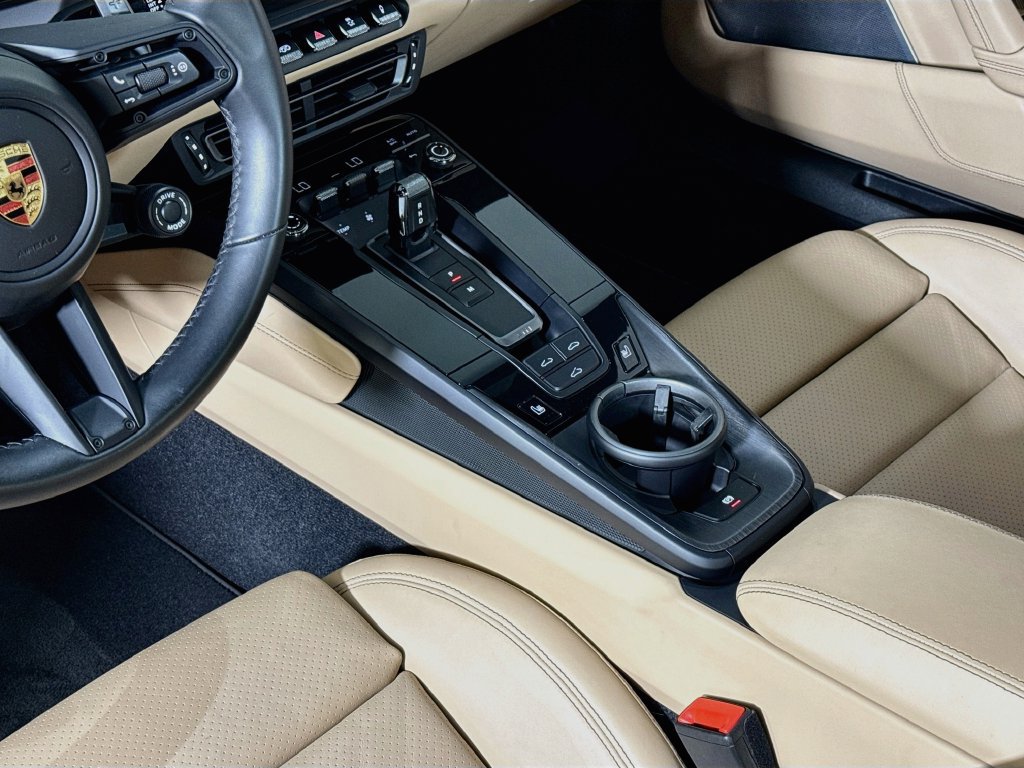 Certified 2024 Porsche 911 Carrera GTS RWD image 16