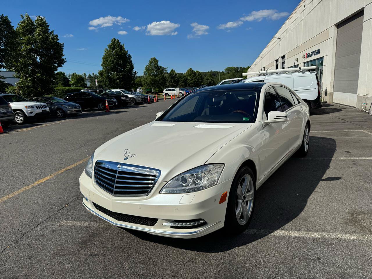 Used 2013 Mercedes-Benz S 550 4MATIC image 9