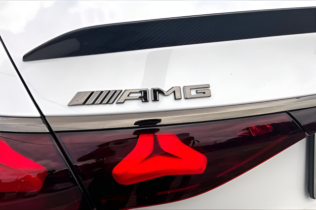 New 2026 Mercedes-Benz E 53 AMG e 4MATIC Sedan image 23