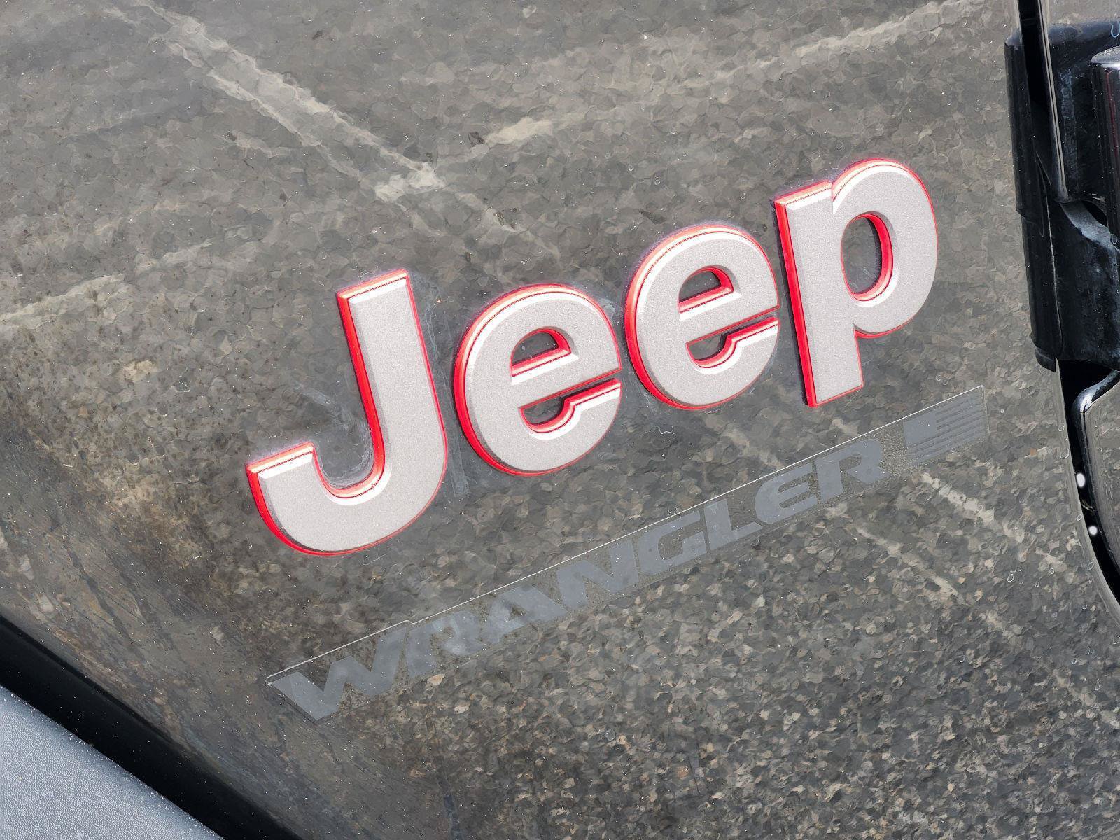 Used 2024 Jeep Wrangler Unlimited Rubicon w/ Technology Group AWD/4WD image 12
