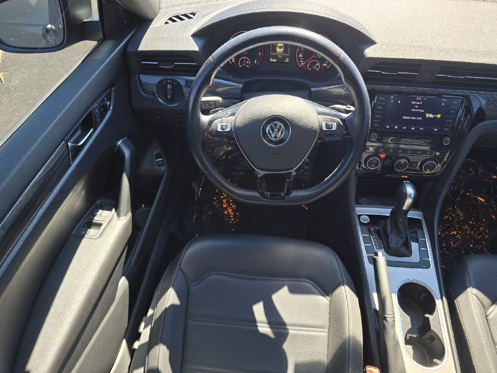 Used 2022 Volkswagen Passat 2.0T R-Line FWD image 30