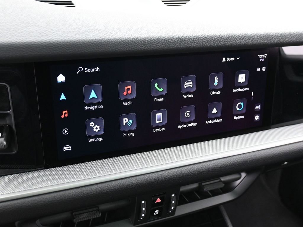 Certified 2025 Porsche Cayenne image 19