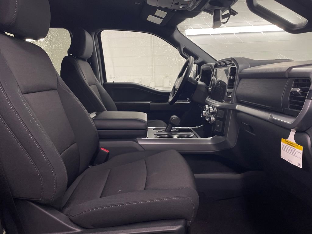 New 2025 Ford F150 XLT w/ Equipment Group 302A MID image 25