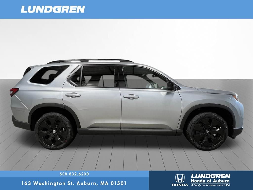 New 2026 Honda Pilot Black Edition image 6
