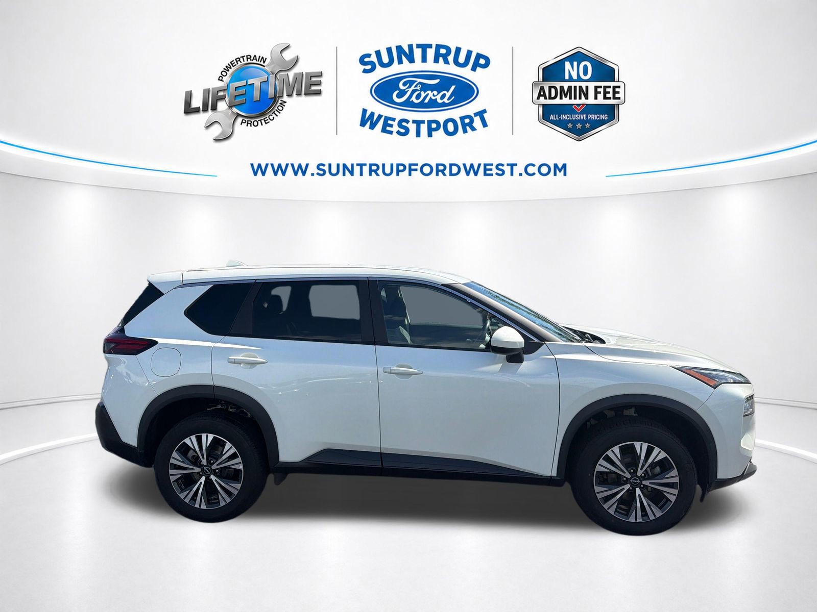 Used 2023 Nissan Rogue SV AWD/4WD image 2