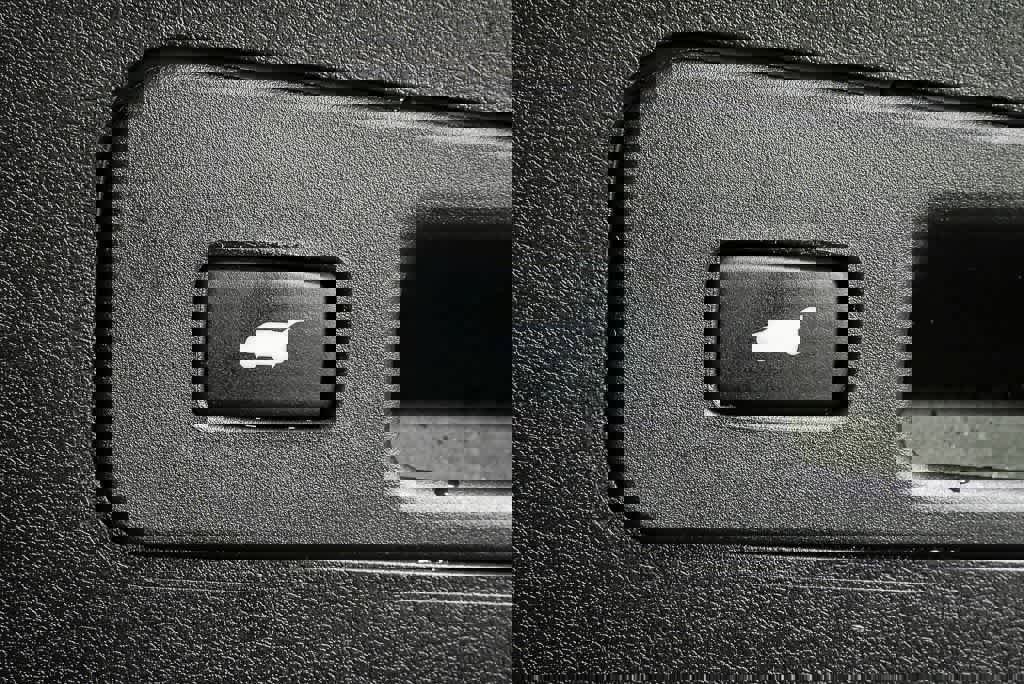 Used 2017 Acura MDX SH-AWD w/ Advance Package image 34