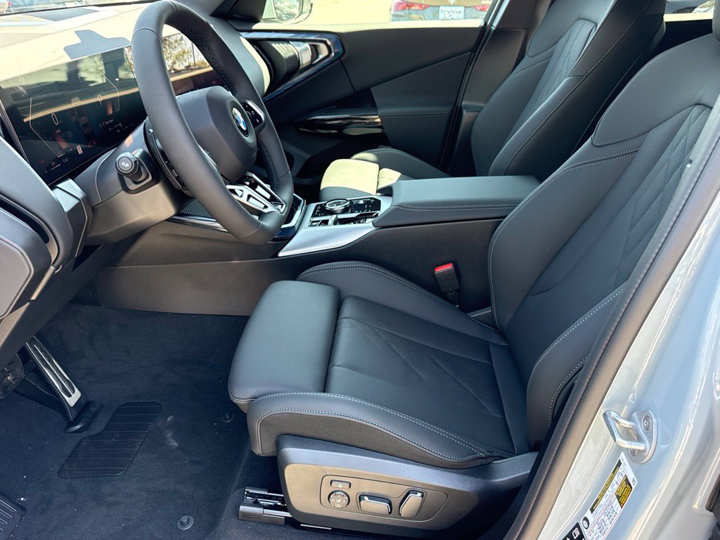 New 2026 BMW X3 xDrive30i w/ M Sport Package AWD/4WD image 17