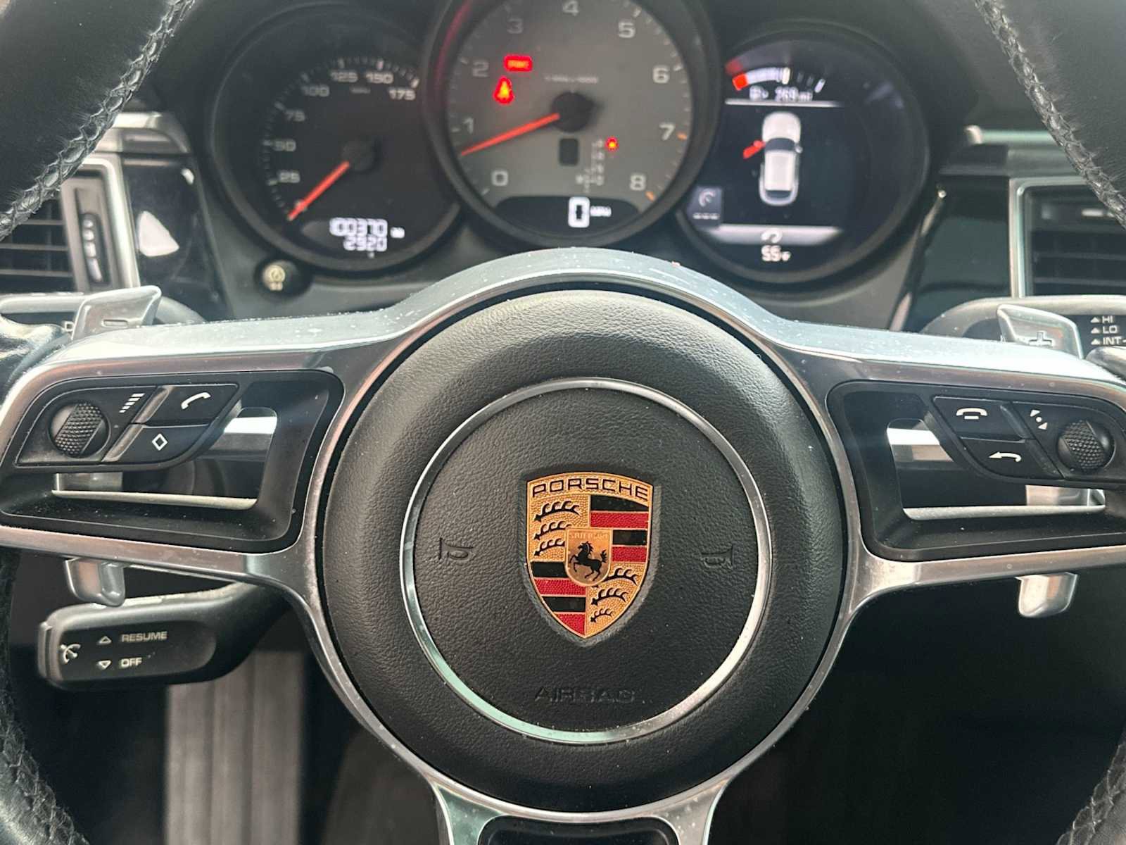 Used 2018 Porsche Macan S image 25