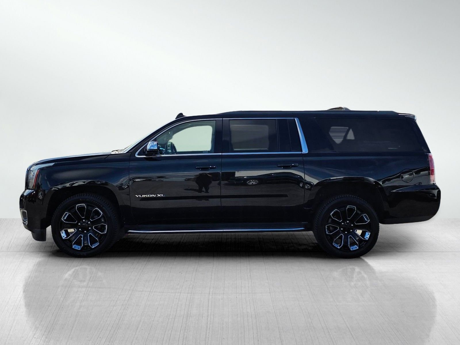 Used 2019 GMC Yukon XL SLT AWD/4WD image 4