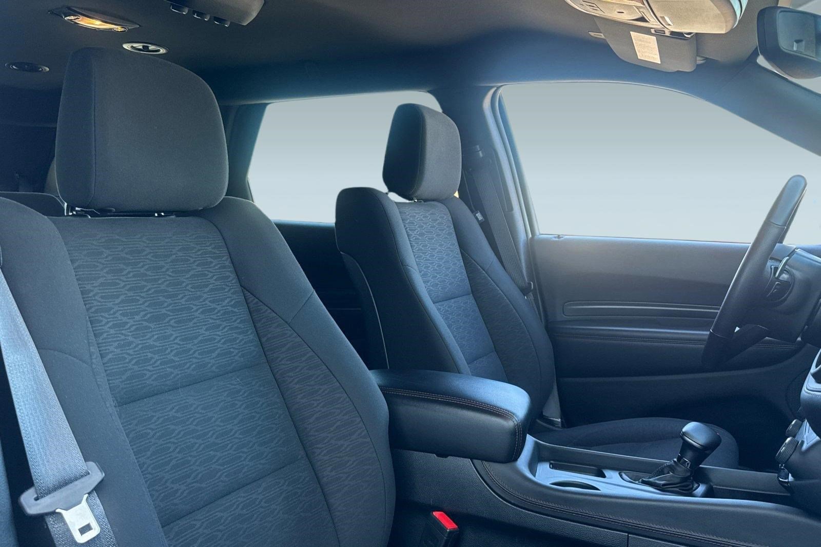 Used 2025 Dodge Durango GT image 31