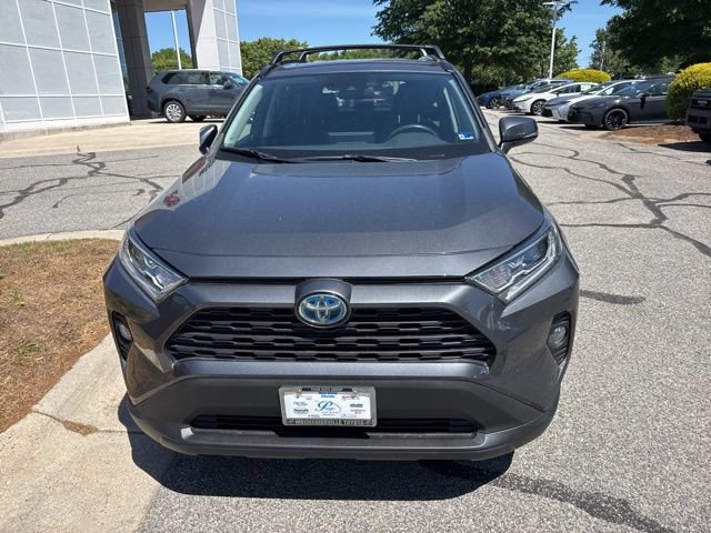 Used 2021 Toyota RAV4 XLE Premium AWD/4WD image 4