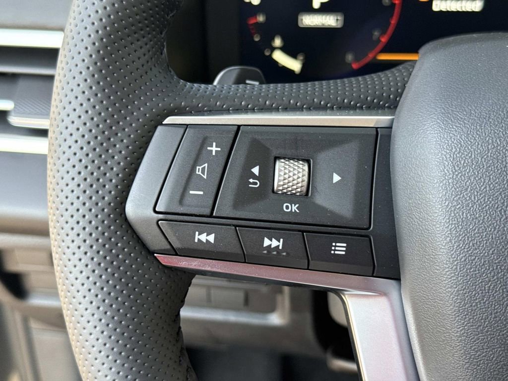 New 2026 Mitsubishi Outlander SE image 38