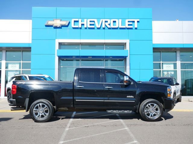 Used 2019 Chevrolet Silverado 2500 High Country w/ Duramax Plus Package AWD/4WD image 25