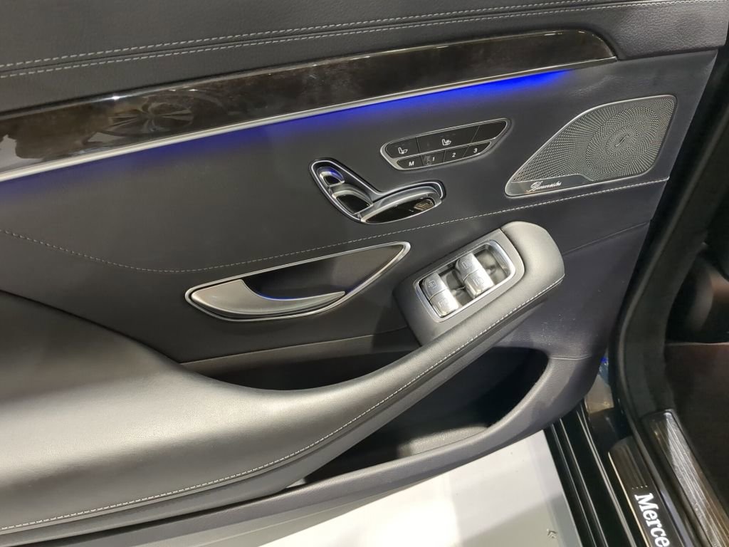 Used 2020 Mercedes-Benz S 560 4MATIC Sedan image 14