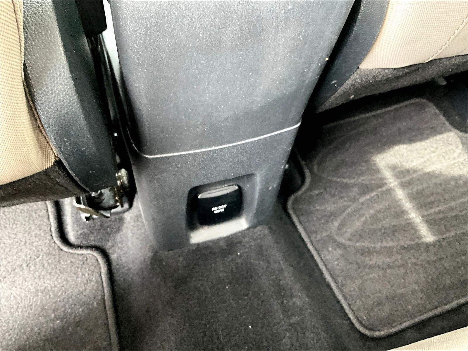 Used 2020 Ford EcoSport SE w/ SE Convenience Package FWD image 10