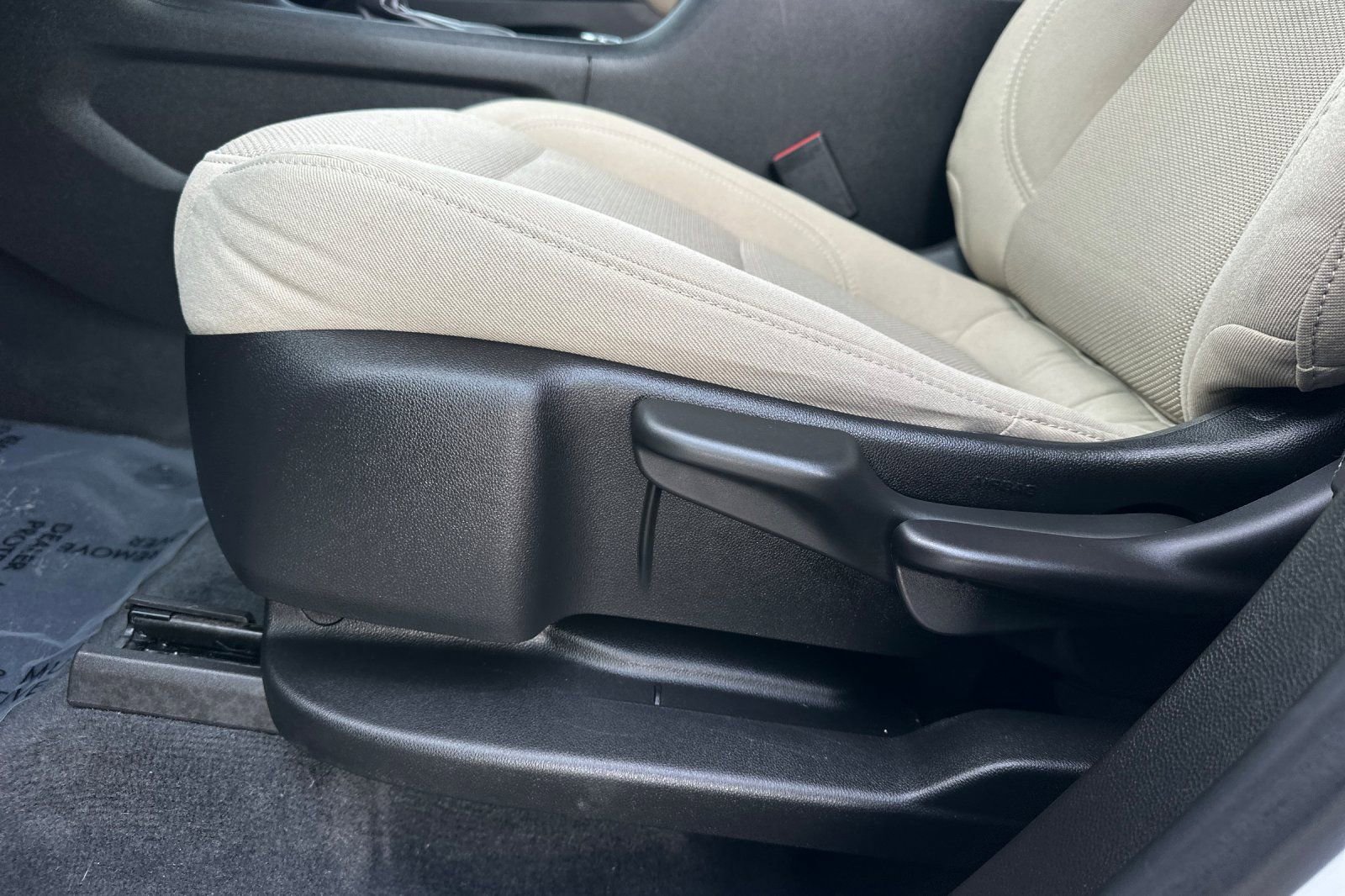 Certified 2023 Chevrolet Traverse LS w/ Midnight/Sport Edition image 13