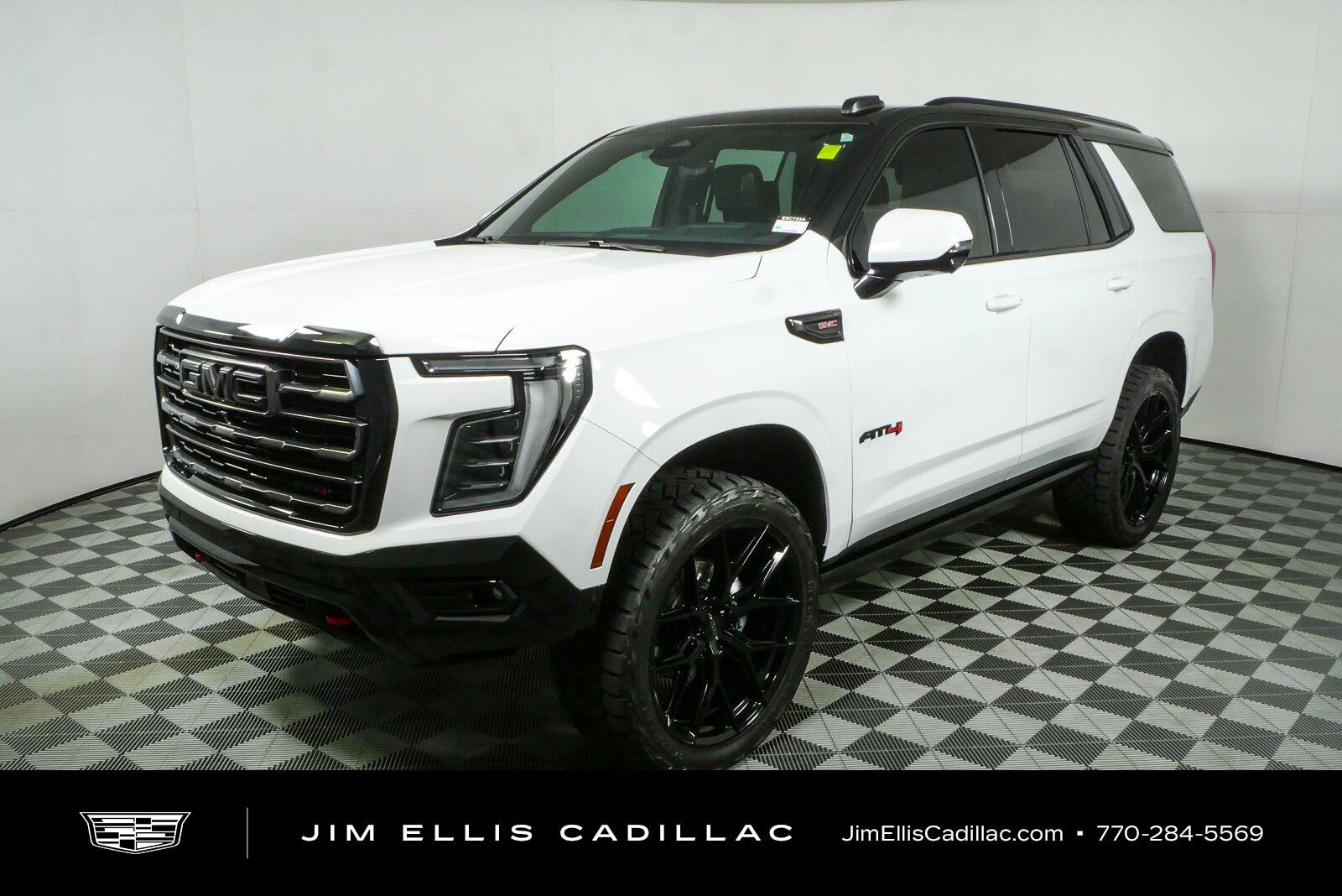 Used 2025 GMC Yukon AT4 Ultimate w/ LPO, Floor Liner Package AWD/4WD image 28