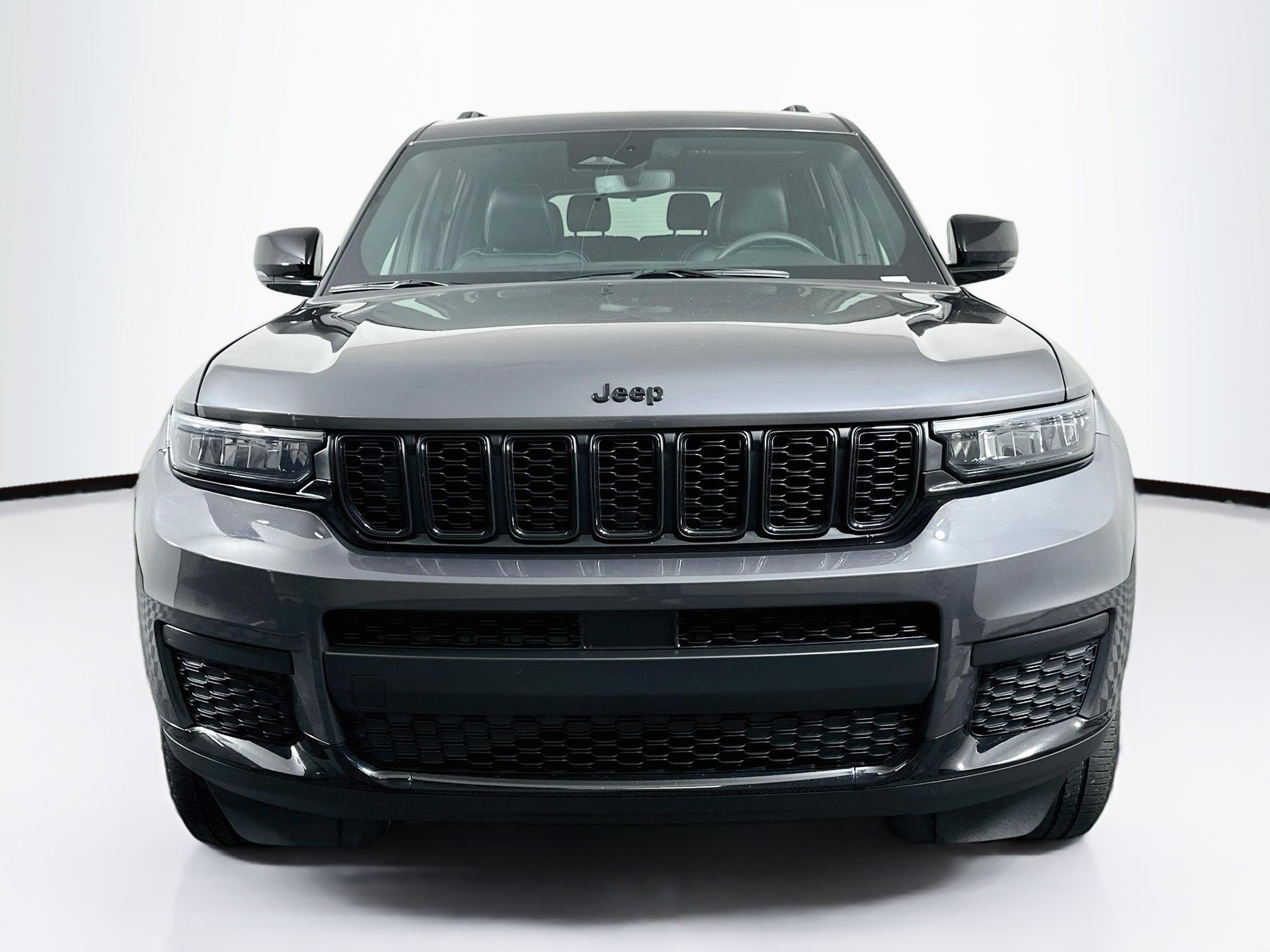 Used 2023 Jeep Grand Cherokee L Laredo AWD/4WD image 2