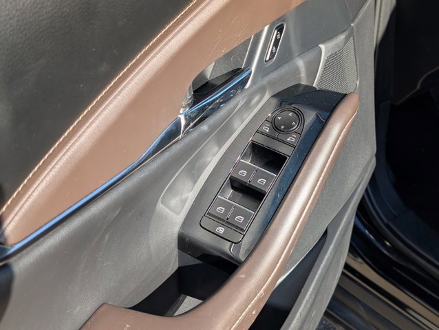 Used 2023 MAZDA CX-30 AWD 2.5 S w/ Premium Package image 14