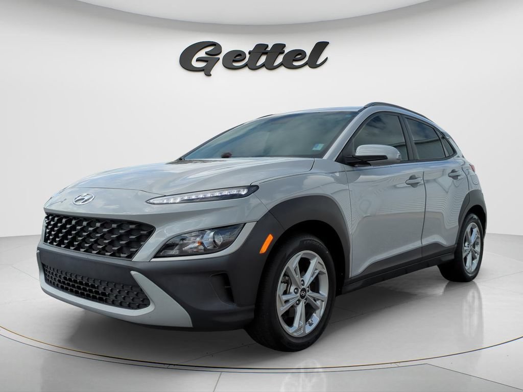 Used 2023 Hyundai Kona SEL w/ Cargo Package FWD image 1