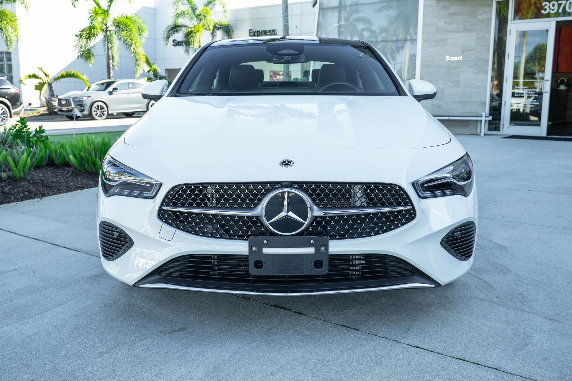 Used 2025 Mercedes-Benz CLA 250 4MATIC image 4
