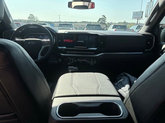 Used 2025 Chevrolet Silverado 1500 LT Trail Boss w/ Convenience Package II image 15