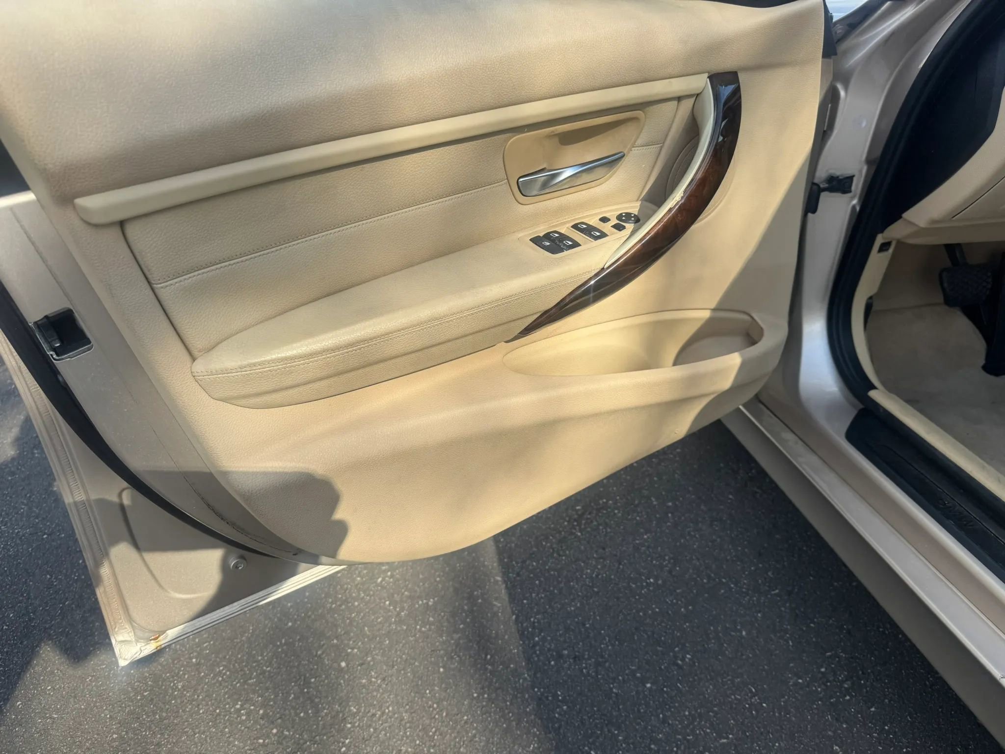 Used 2014 BMW 328i Sedan RWD image 16