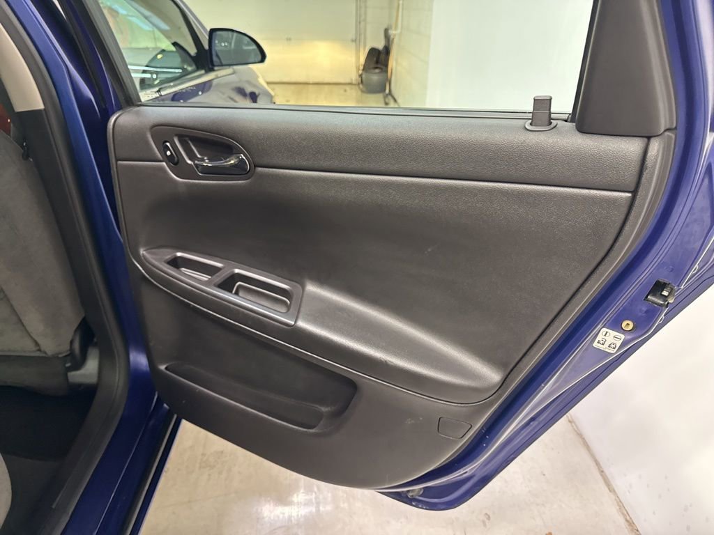 Used 2007 Chevrolet Impala LT image 36