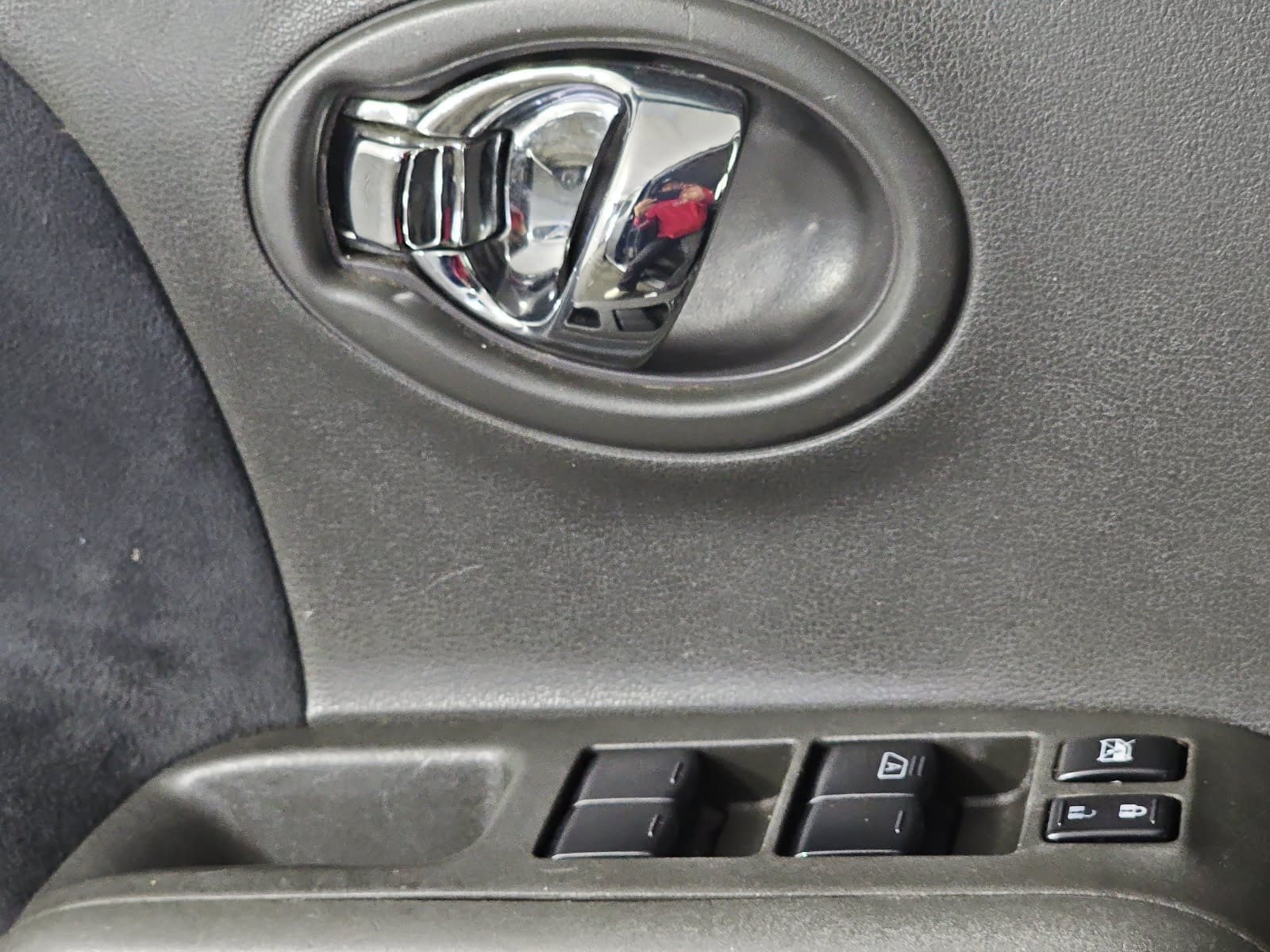 Used 2013 Nissan Cube FWD image 22