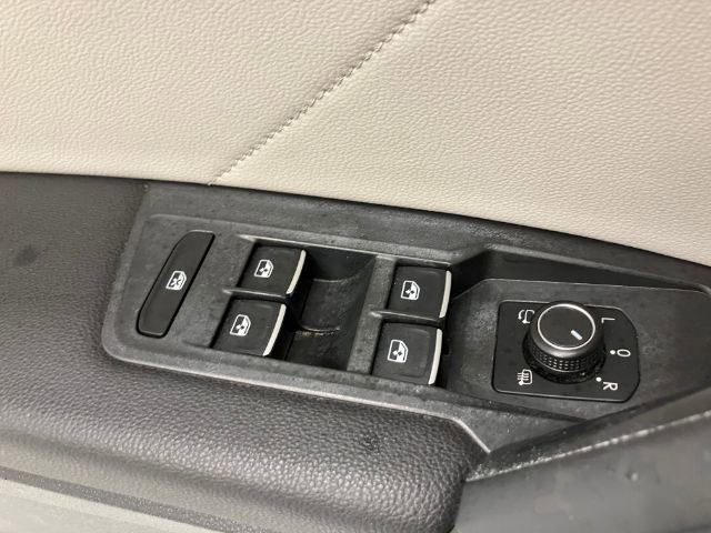 Used 2019 Volkswagen Tiguan SEL Premium R-Line AWD/4WD image 49