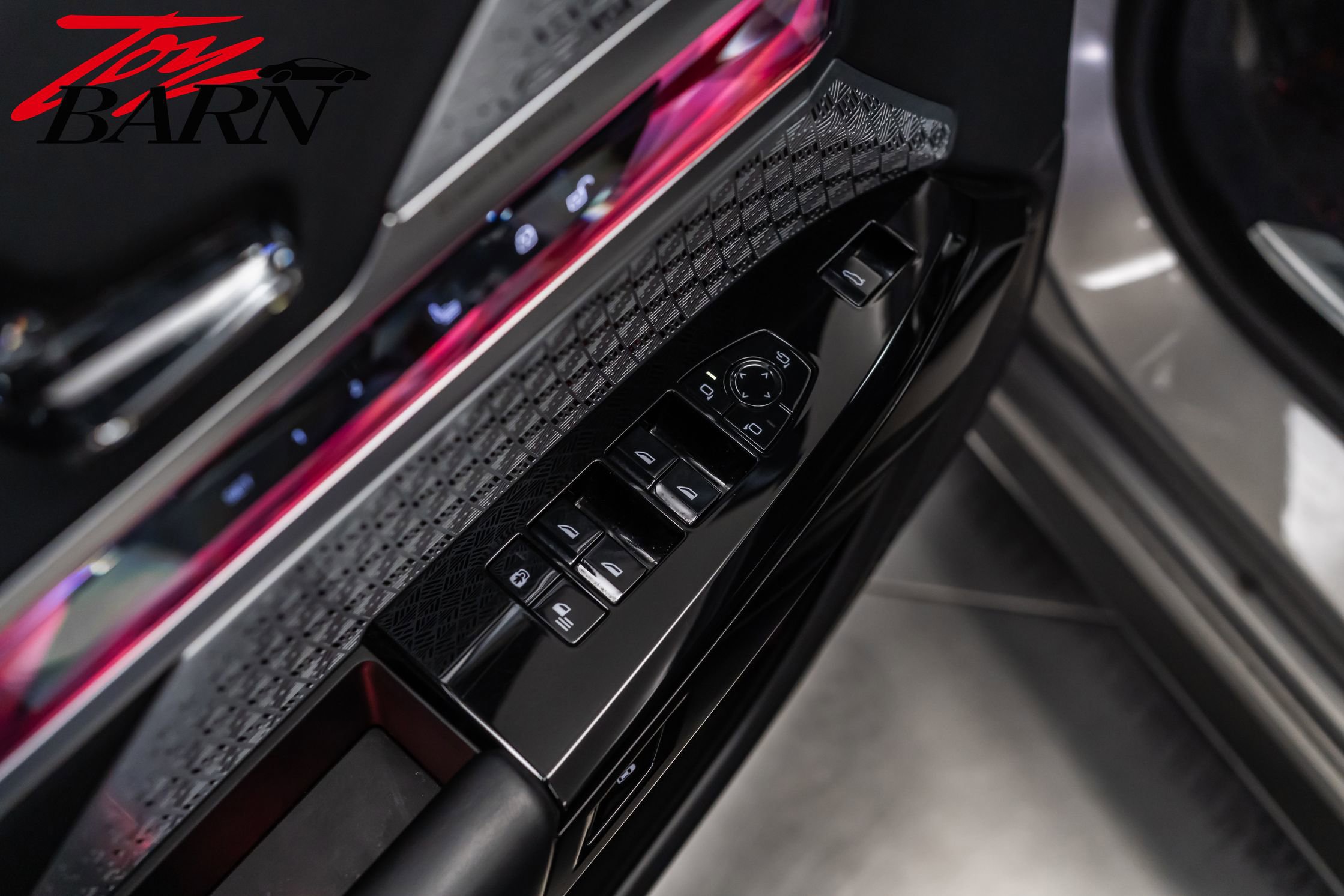 Used 2024 BMW 760i xDrive w/ Executive Package image 21