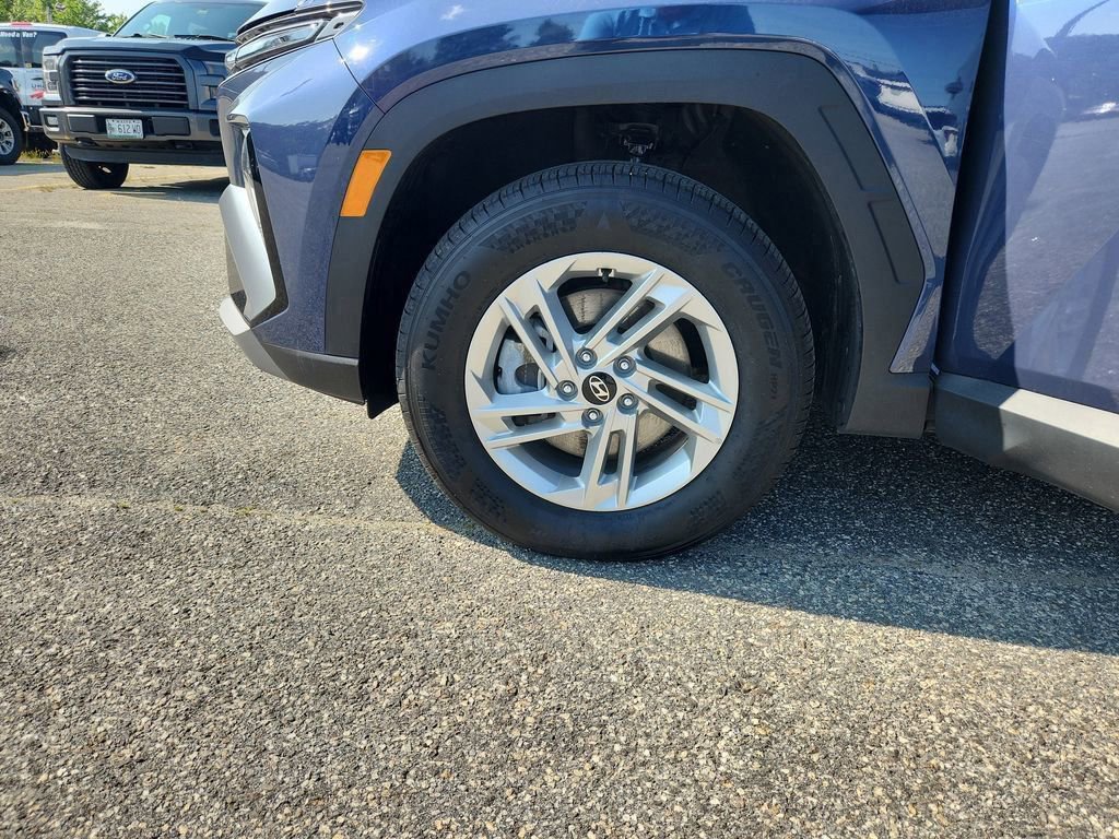 Used 2025 Hyundai Tucson SE image 23