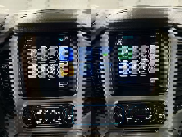 Used 2020 GMC Yukon SLE image 13