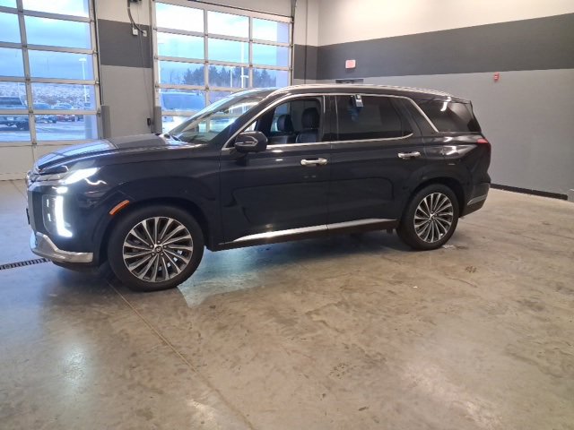 Used 2024 Hyundai Palisade Calligraphy image 44