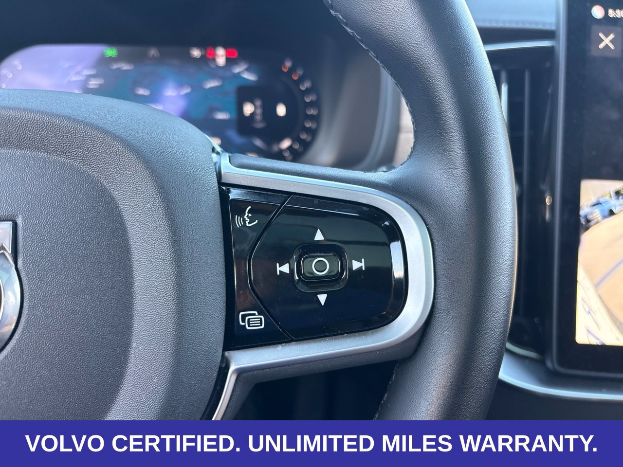 Certified 2026 Volvo XC90 B6 Plus w/ Protection Package Premier AWD/4WD image 27