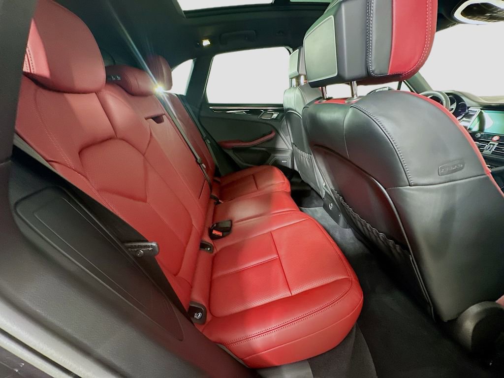 Certified 2026 Porsche Macan image 29