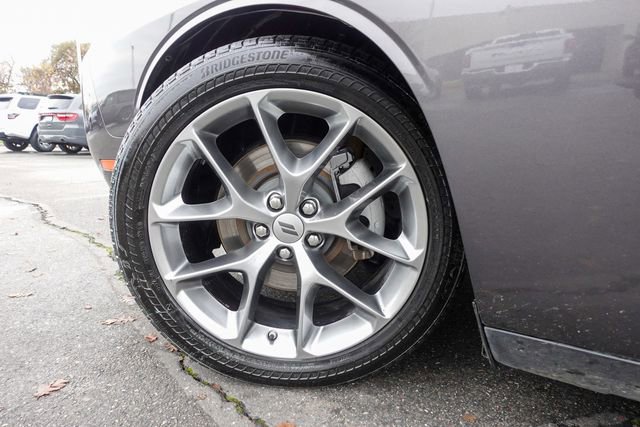 Used 2022 Dodge Challenger GT image 11