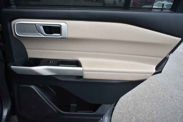Used 2022 Ford Explorer Limited image 54