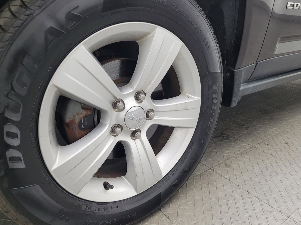 Used 2014 Jeep Compass Sport w/ Power Value Group image 31