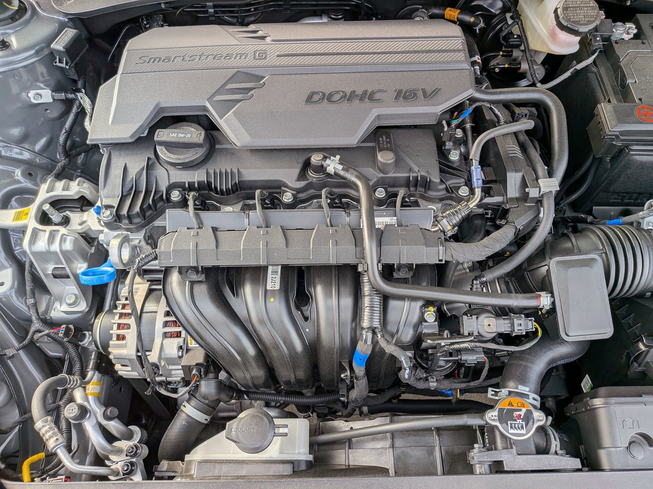 New 2026 Hyundai Elantra Sport FWD image 25