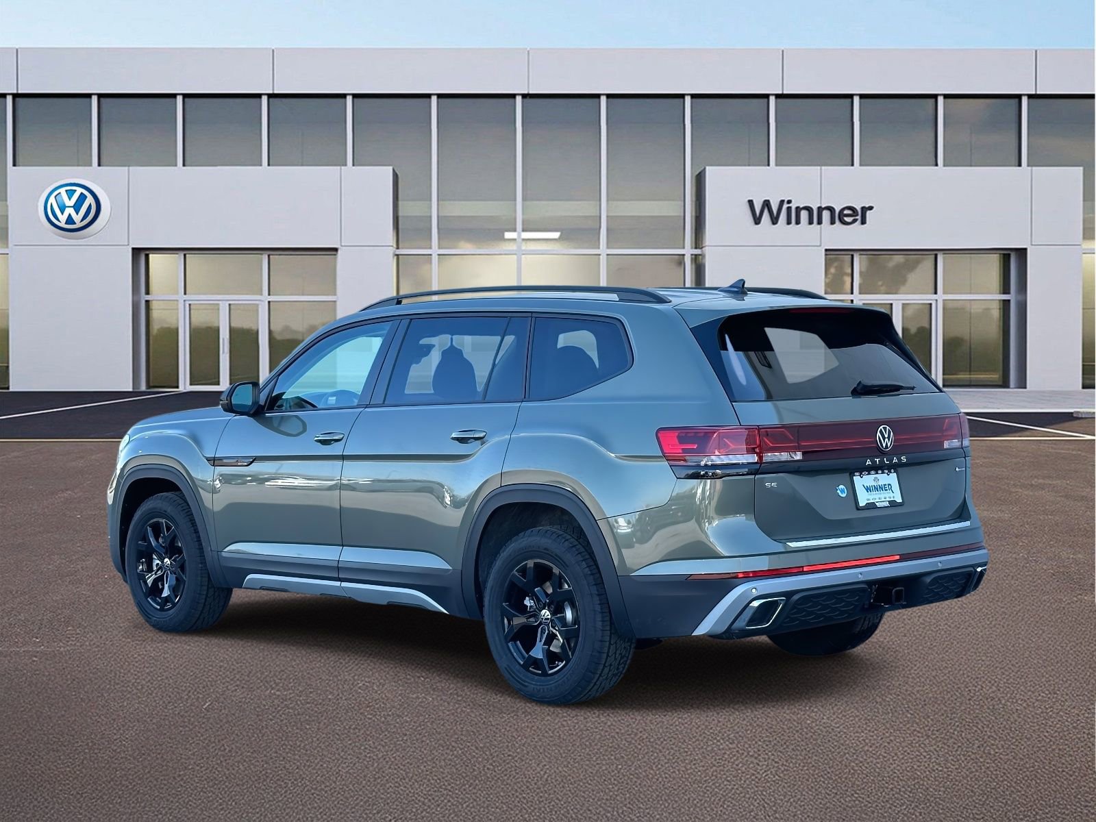 New 2026 Volkswagen Atlas Peak Edition image 3