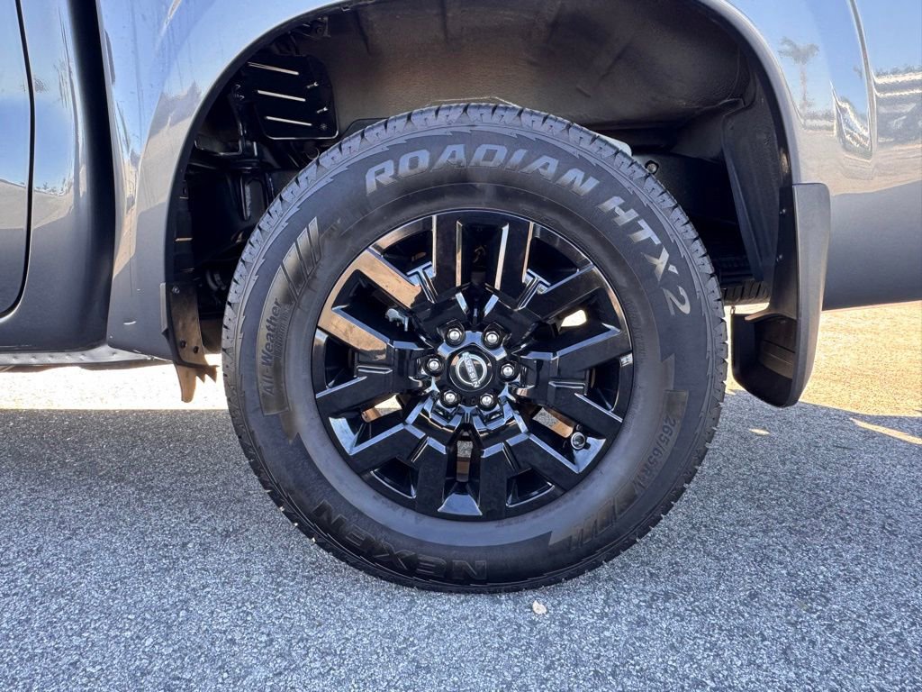 Certified 2023 Nissan Frontier SV w/ Tow Package image 9