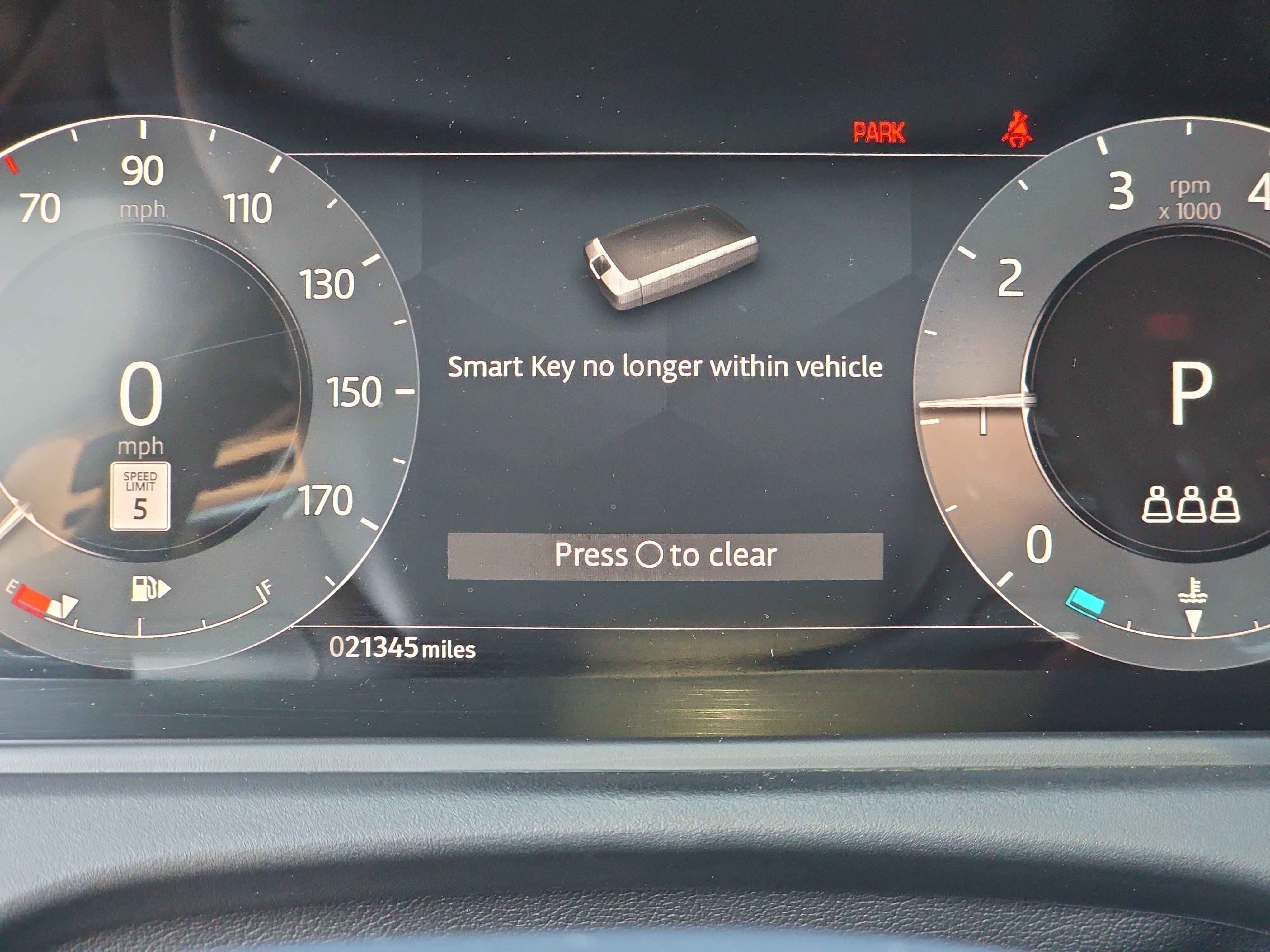 Used 2024 Land Rover Range Rover Velar Dynamic SE AWD/4WD image 19