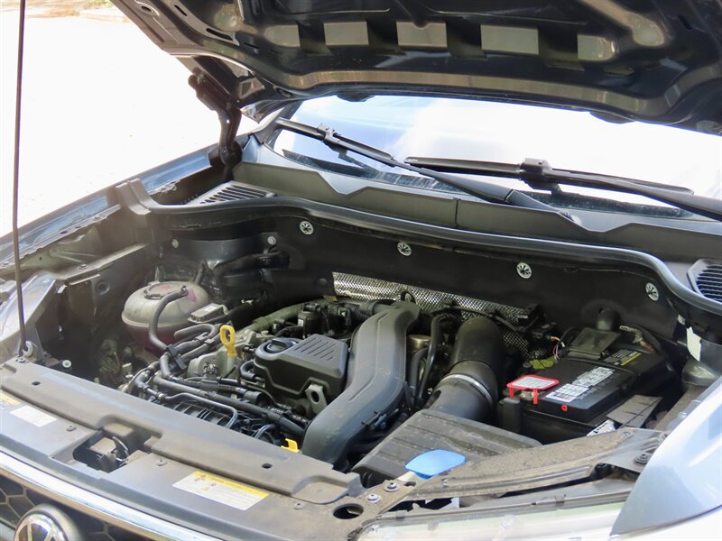 Used 2022 Volkswagen Taos SE FWD image 24