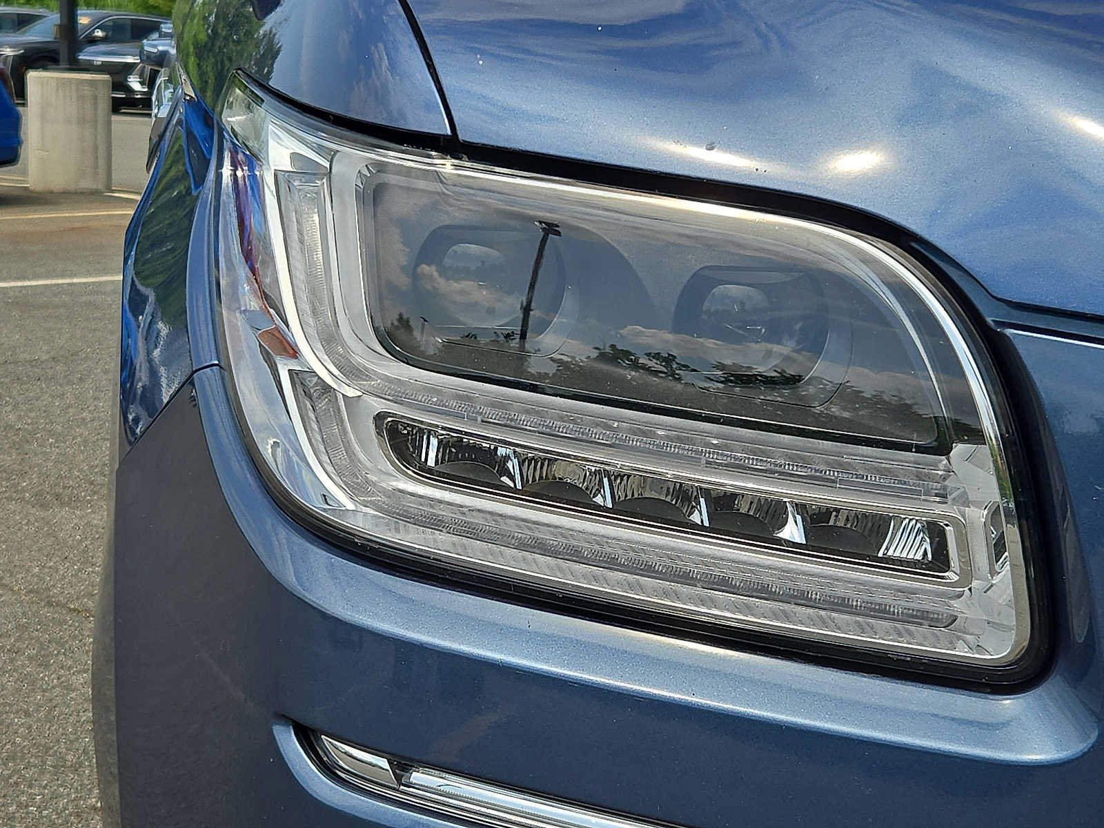 Used 2020 Lincoln Navigator Reserve w/ Luxury Package AWD/4WD image 9