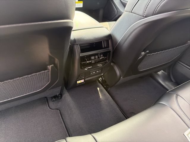 New 2026 Jeep Grand Cherokee Altitude AWD/4WD image 9