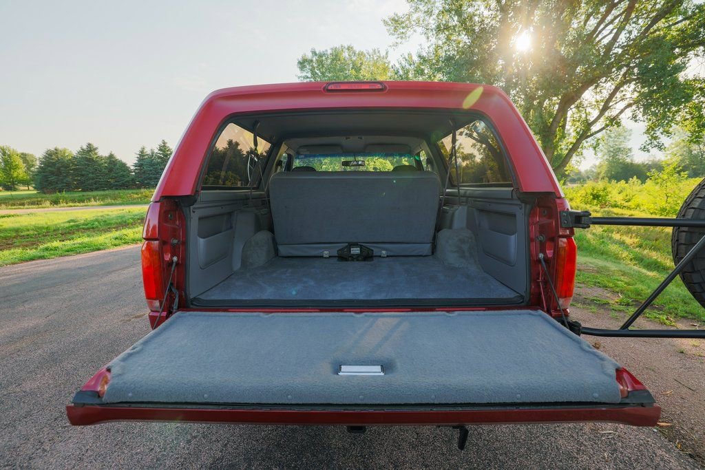 Used 1994 Ford Bronco XLT image 92