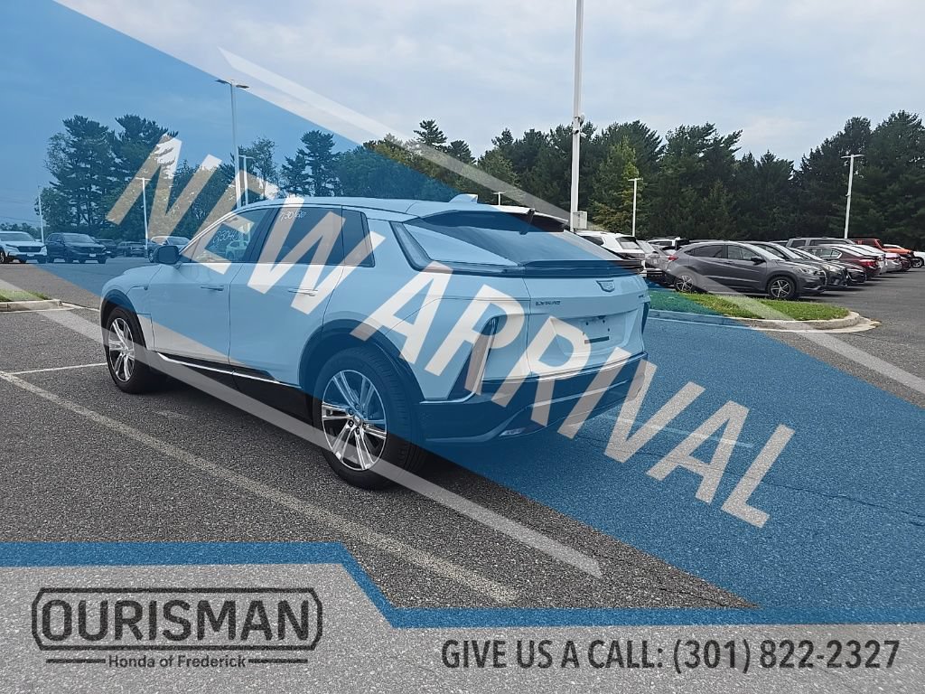 Used 2024 Cadillac Lyriq Tech AWD/4WD image 6