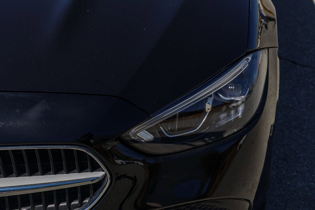 Used 2025 Mercedes-Benz C 300 4MATIC Sedan image 10