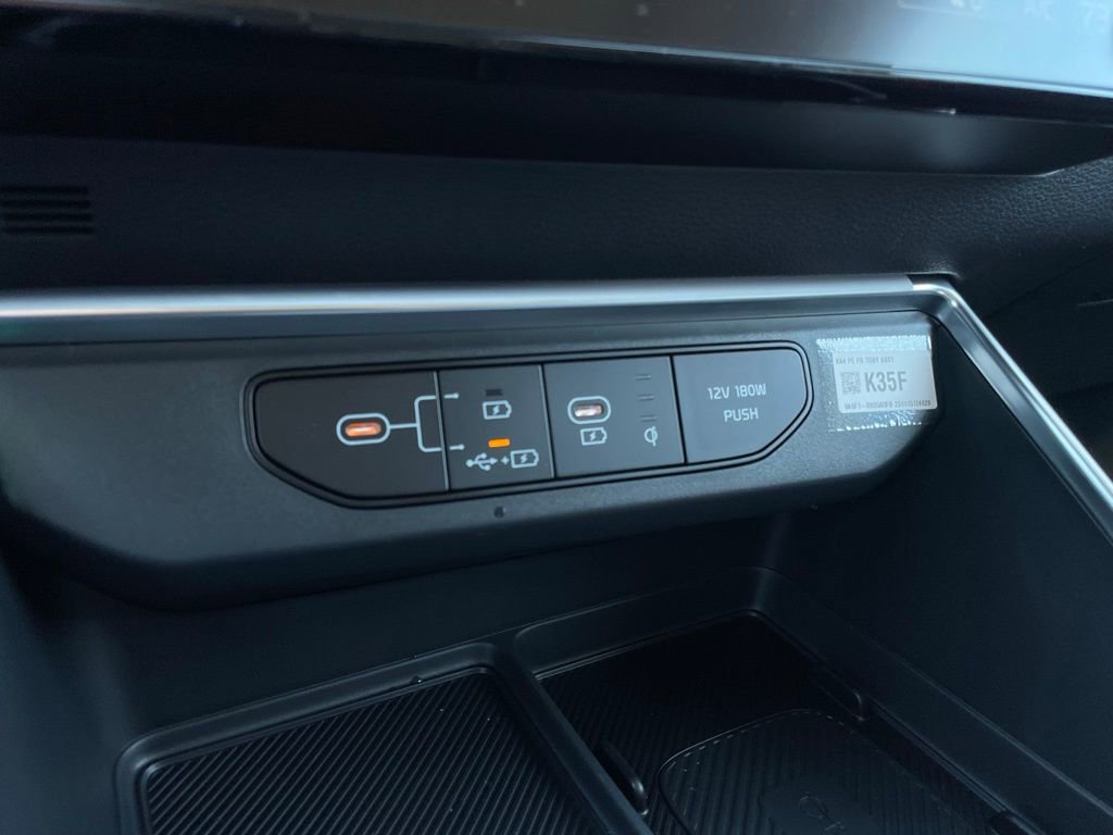 New 2026 Kia Carnival SX Prestige FWD image 19